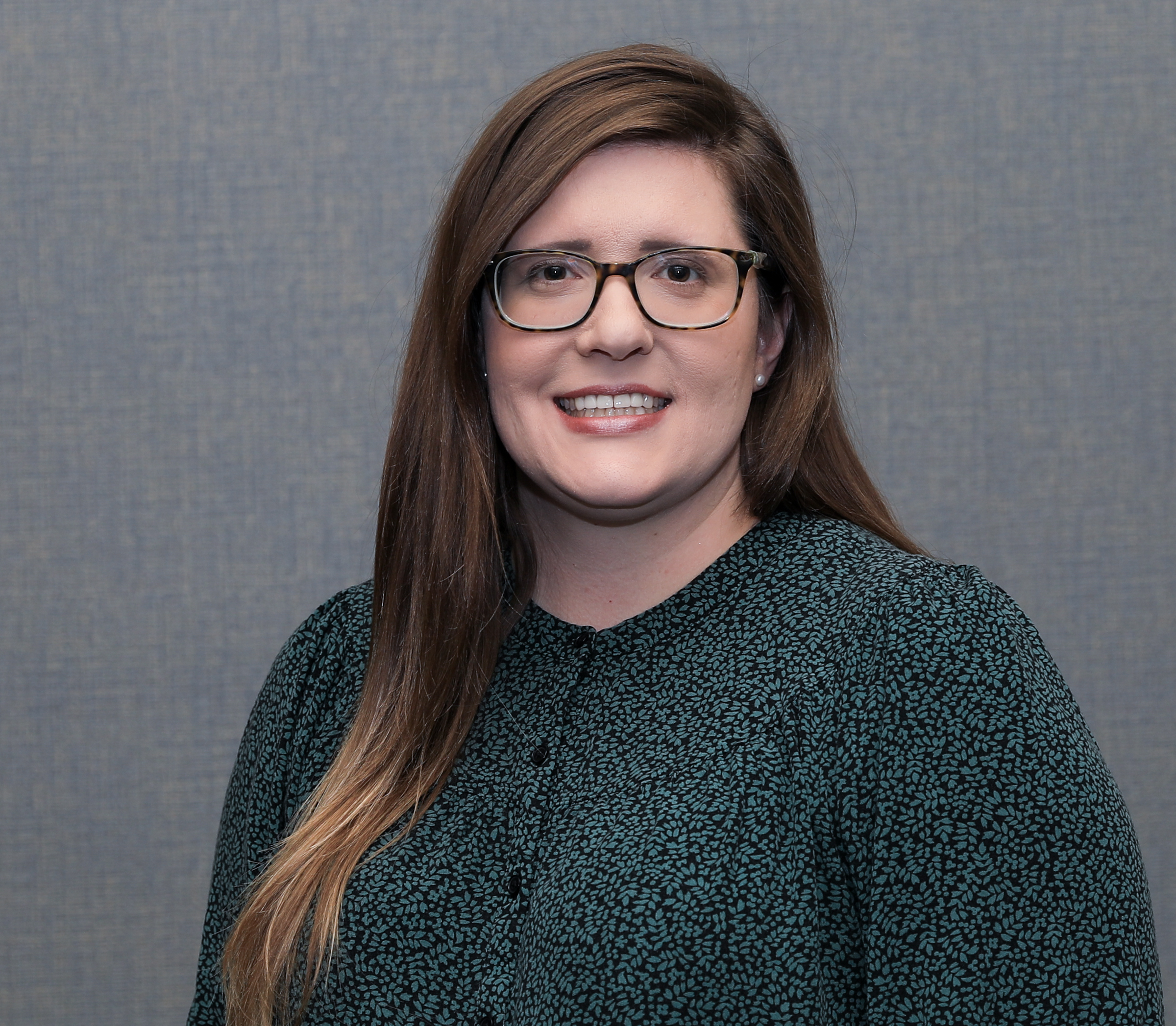 megan mangrum headshot